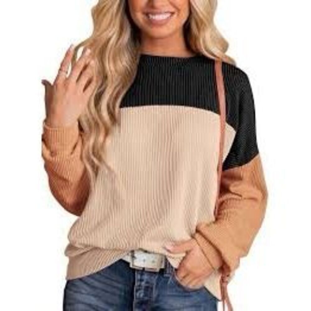 Kirundo size L color block texture oversized knit top.